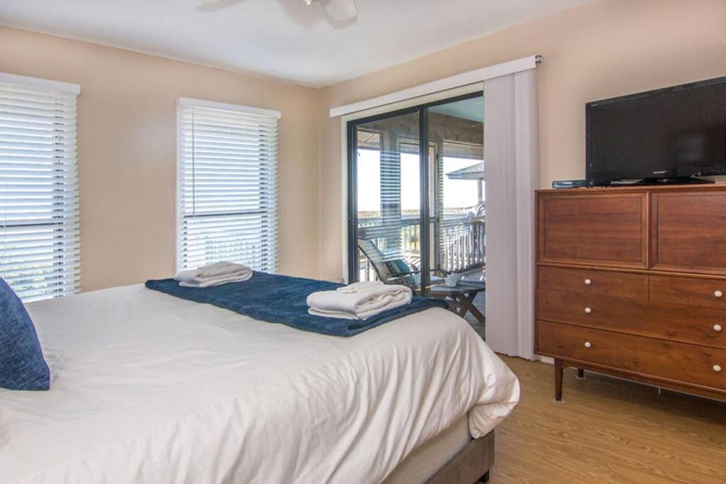 Pelican Point Unobstructed Beach Views Beach Access Out Back Door! Harbor Island Exterior foto